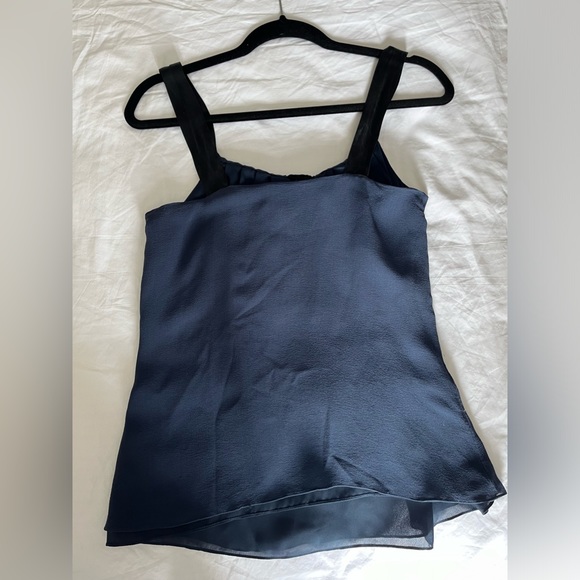 MICHAEL KORS SLEEVELESS BLOUSE WITH BLACK BOW - Picture 3 of 3